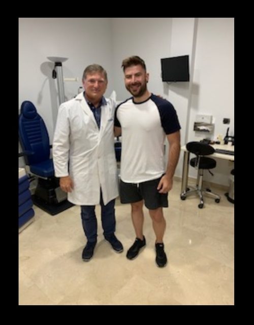 Dr Tirado con paciente