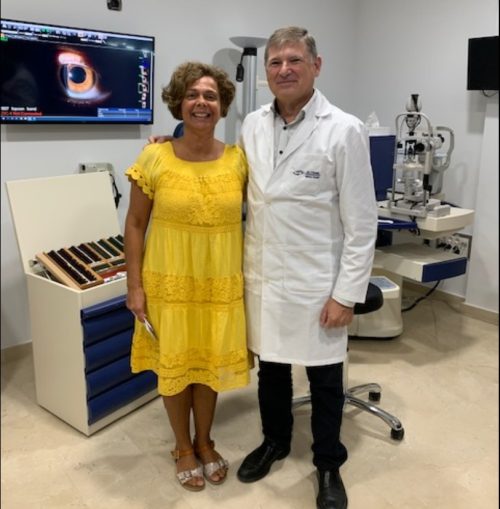 Dr Tirado con paciente